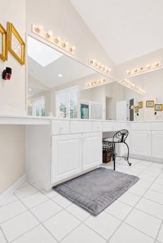 631 Mason Lane Lake In The Hills IL 60156