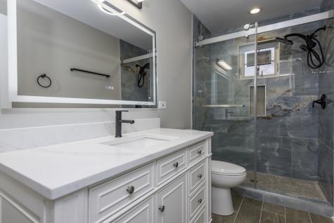 3017 16TH Place North Chicago IL 60064