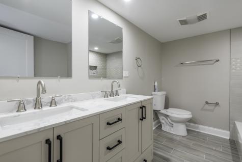 3017 16TH Place North Chicago IL 60064