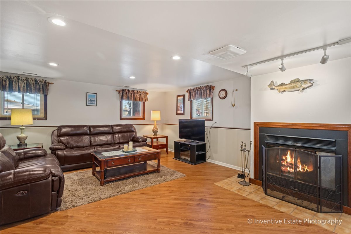 17W645 Lorraine Avenue Addison IL 60101