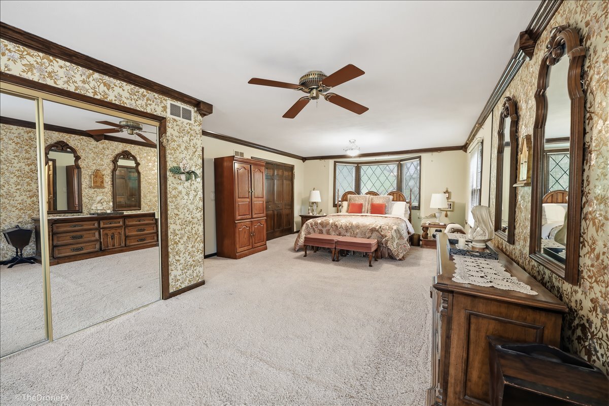 22W324 Mccarron Road Glen Ellyn IL 60137