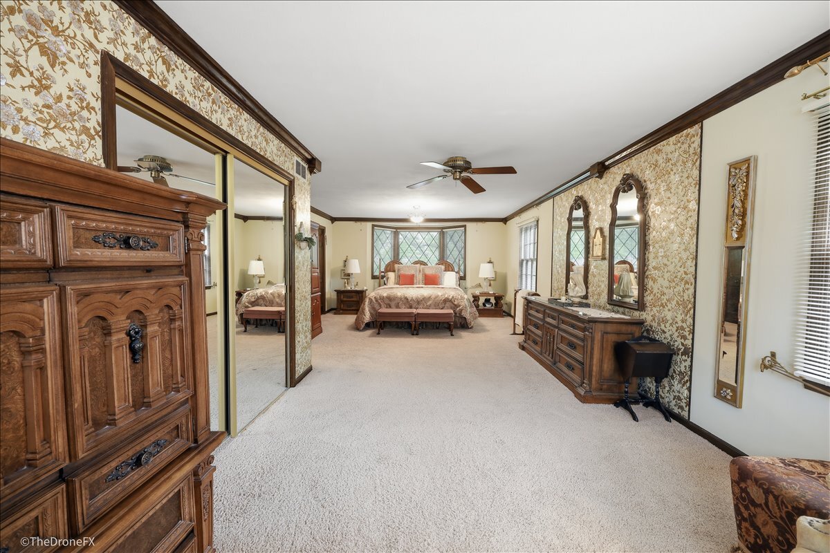 22W324 Mccarron Road Glen Ellyn IL 60137