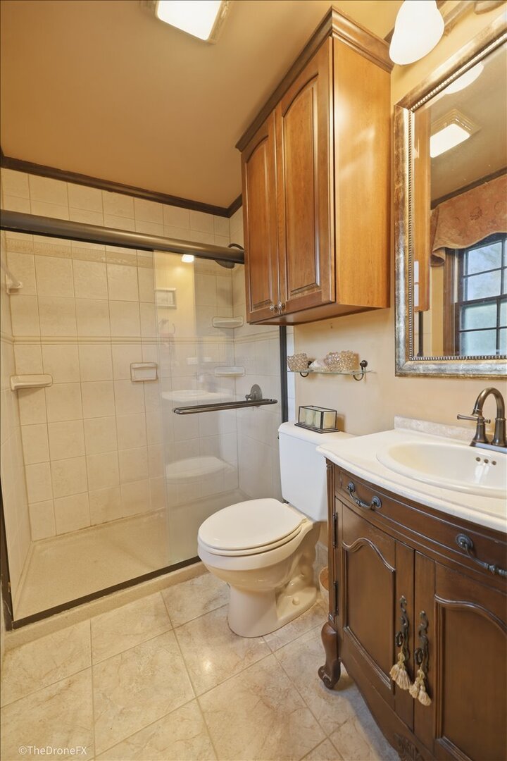 22W324 Mccarron Road Glen Ellyn IL 60137