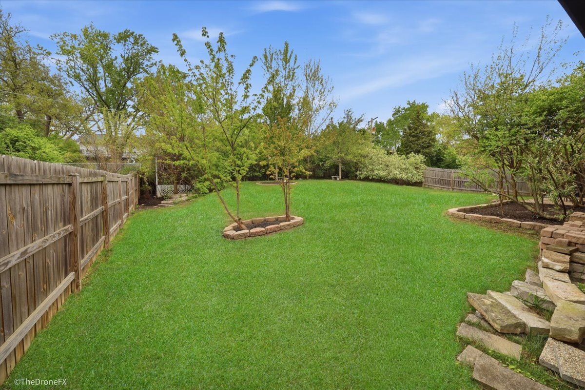 22W324 Mccarron Road Glen Ellyn IL 60137