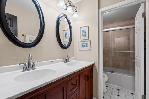 530 North Westwood Avenue Lombard IL 60148