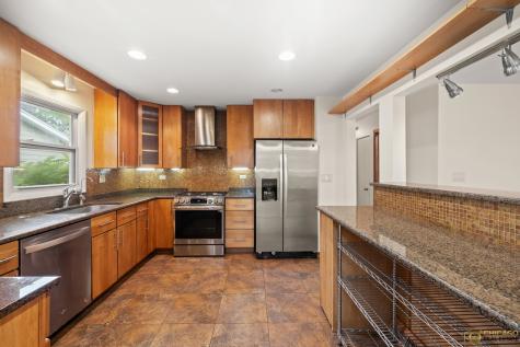 220 Osage Lane Buffalo Grove IL 60089
