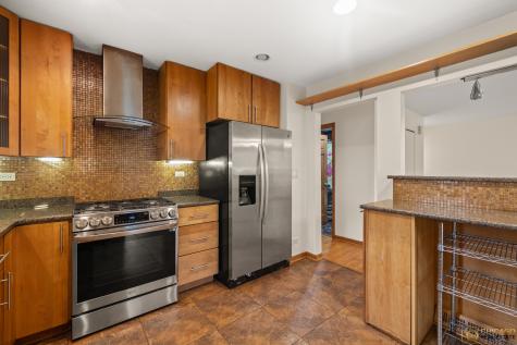 220 Osage Lane Buffalo Grove IL 60089