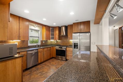 220 Osage Lane Buffalo Grove IL 60089