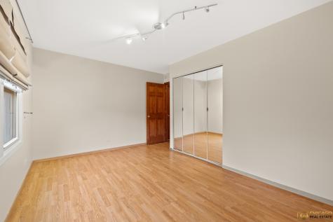 220 Osage Lane Buffalo Grove IL 60089