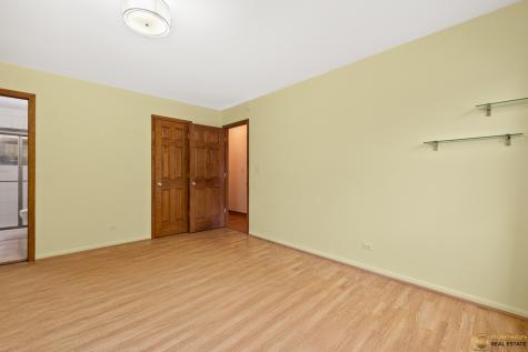 220 Osage Lane Buffalo Grove IL 60089