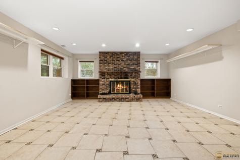 220 Osage Lane Buffalo Grove IL 60089