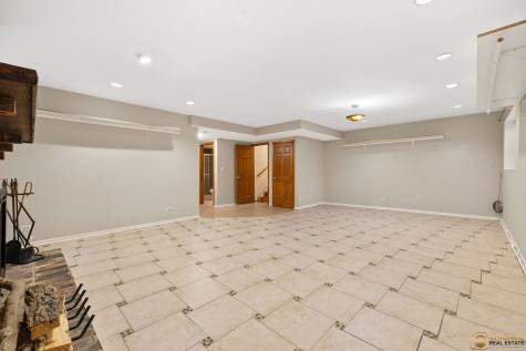 220 Osage Lane Buffalo Grove IL 60089