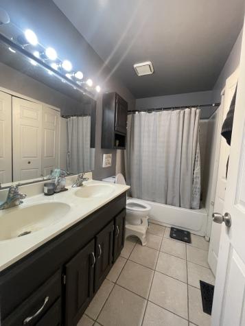 17723 Stonebridge Drive Hazel Crest IL 60429