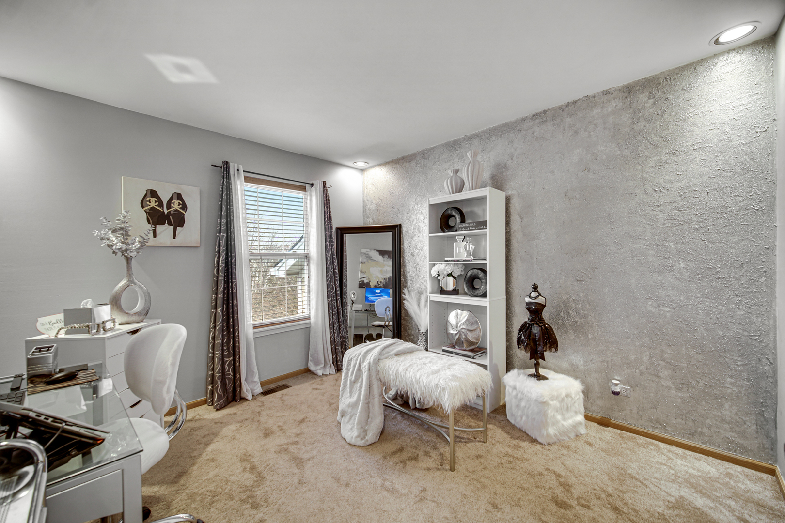 2426 Courtyard Circle Aurora IL 60506
