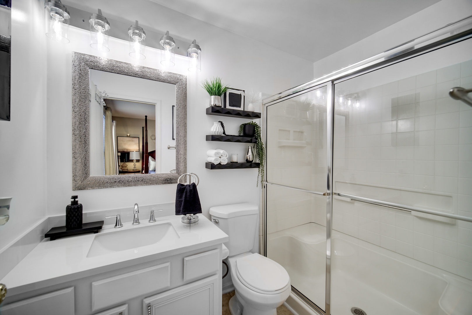 2426 Courtyard Circle Aurora IL 60506