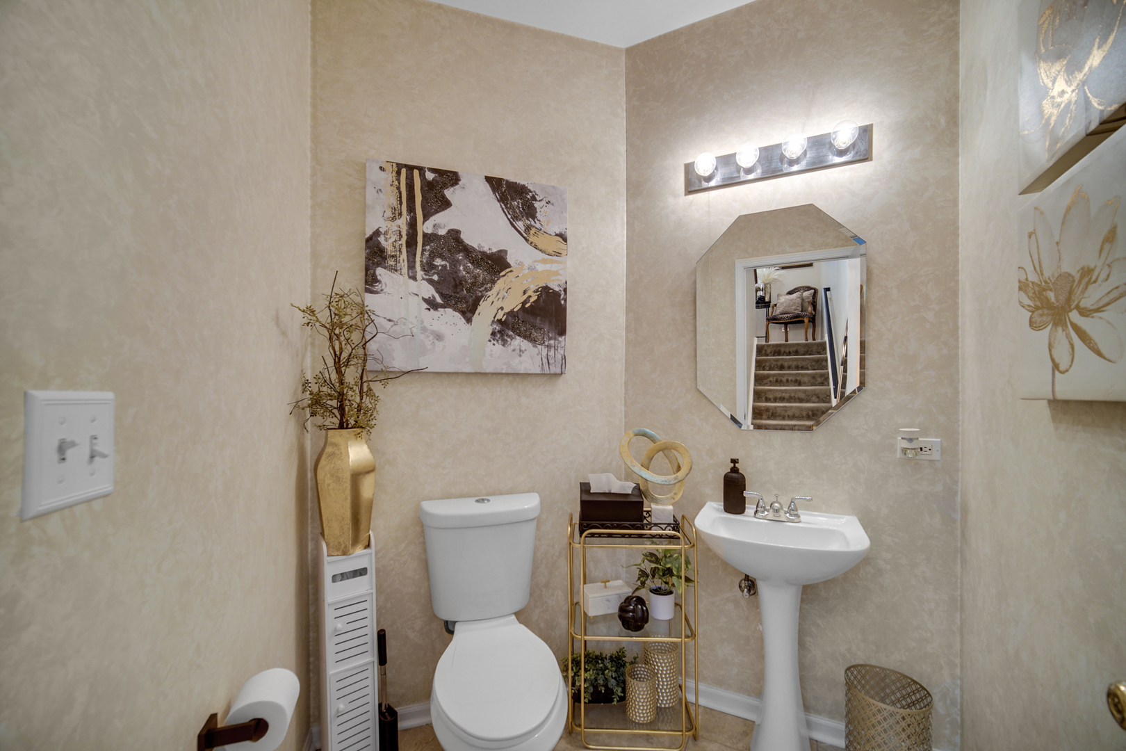 2426 Courtyard Circle Aurora IL 60506