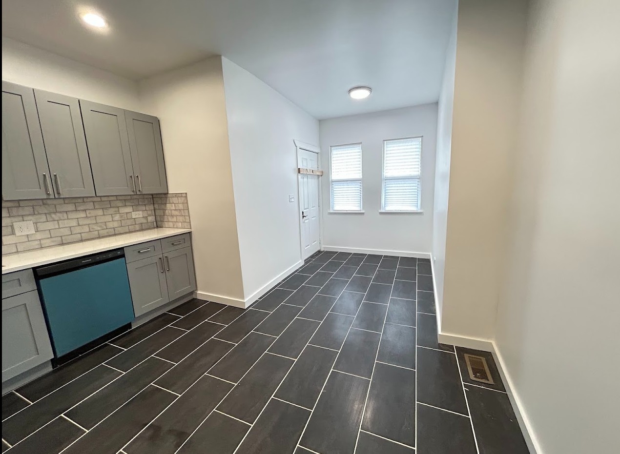 8018 South Laflin Street Chicago IL 60620