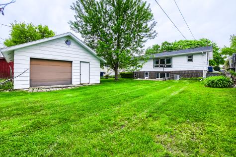 405 Baldwin Avenue Waukegan IL 60085