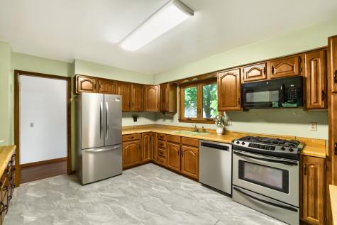 405 Baldwin Avenue Waukegan IL 60085