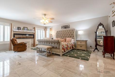 7449 Brentwood Lane Gurnee IL 60031