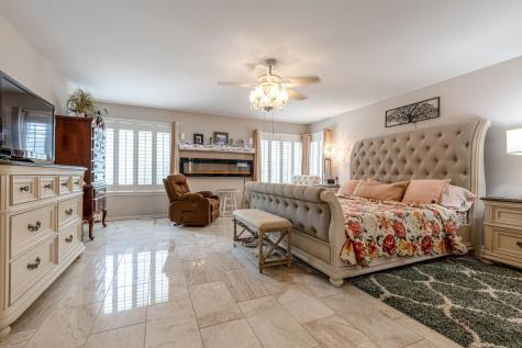 7449 Brentwood Lane Gurnee IL 60031