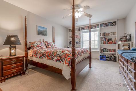 7449 Brentwood Lane Gurnee IL 60031
