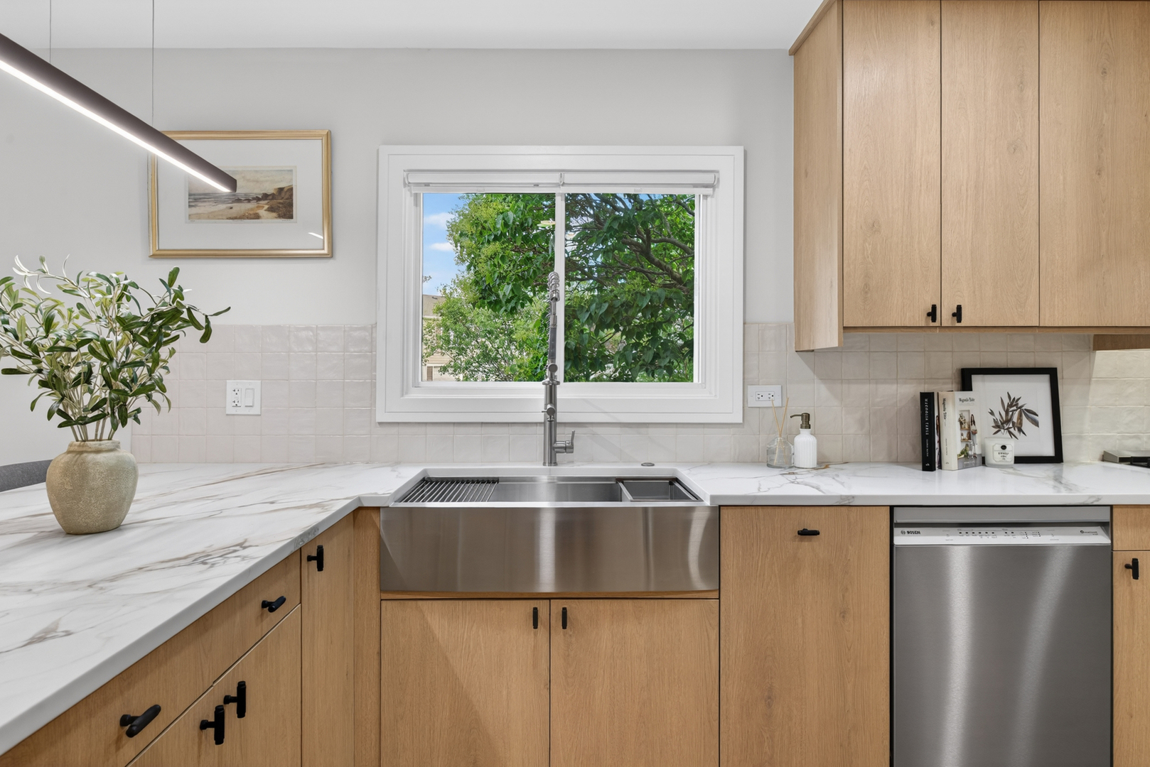 1134 Jamestown Court Schaumburg IL 60193
