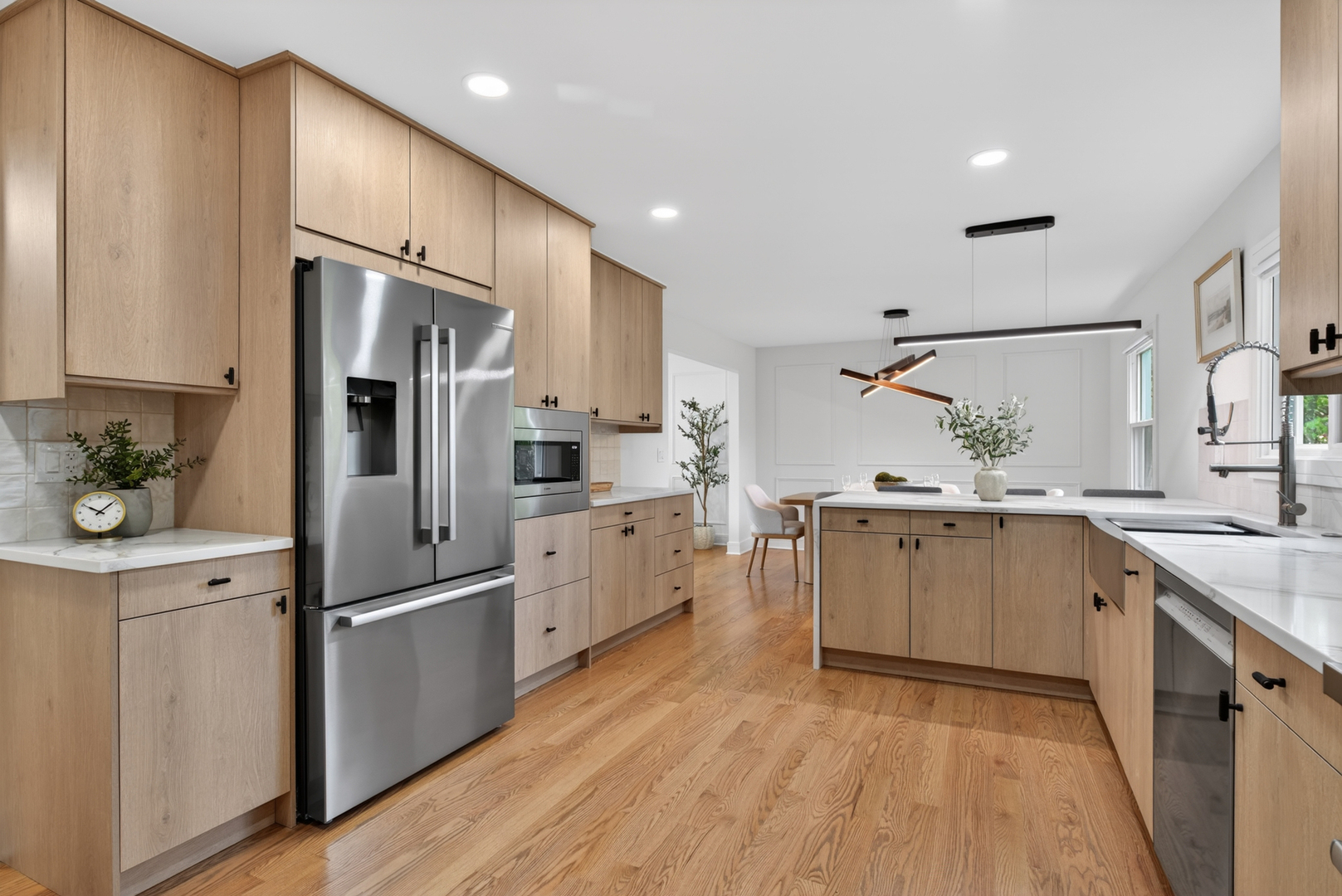 1134 Jamestown Court Schaumburg IL 60193