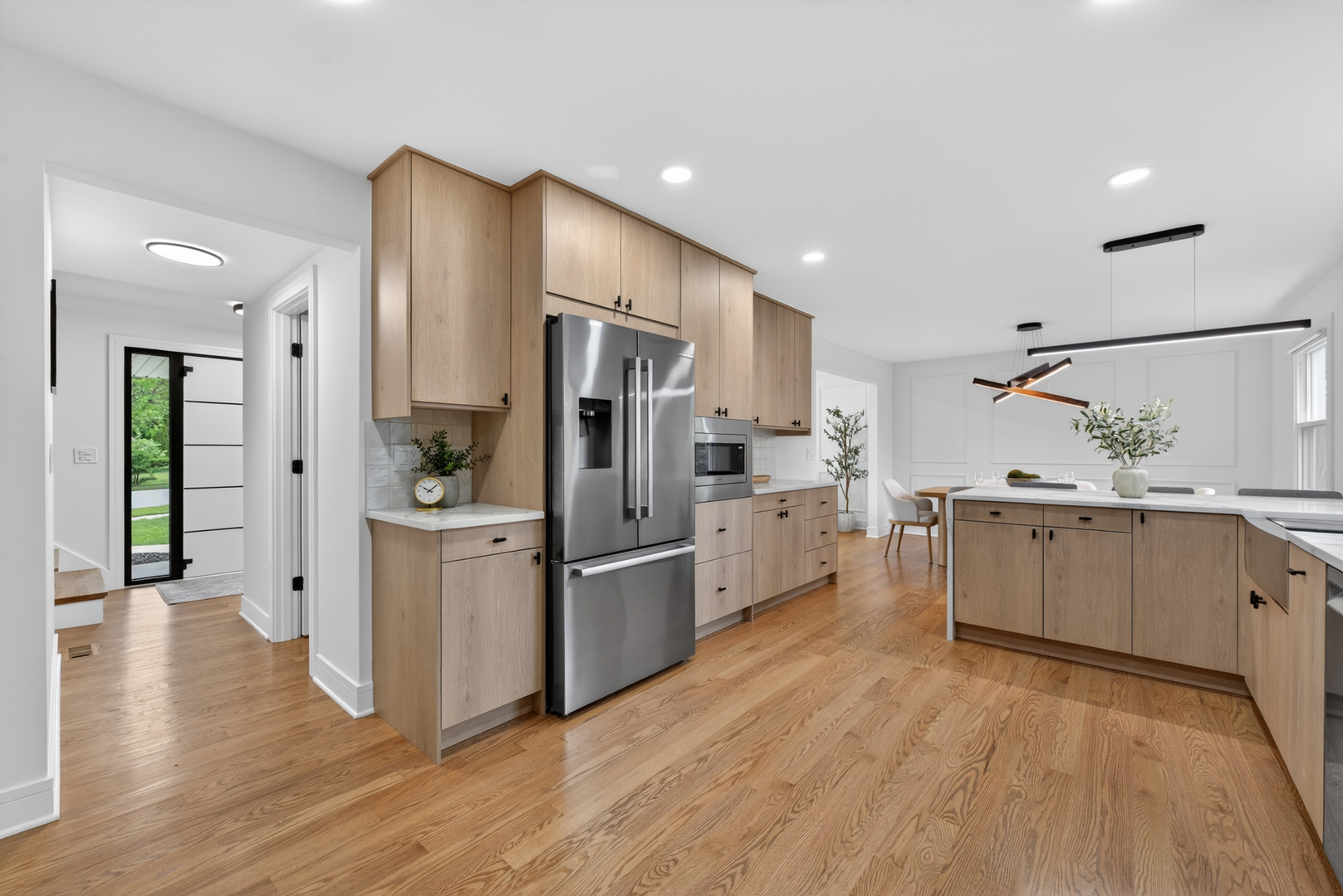 1134 Jamestown Court Schaumburg IL 60193