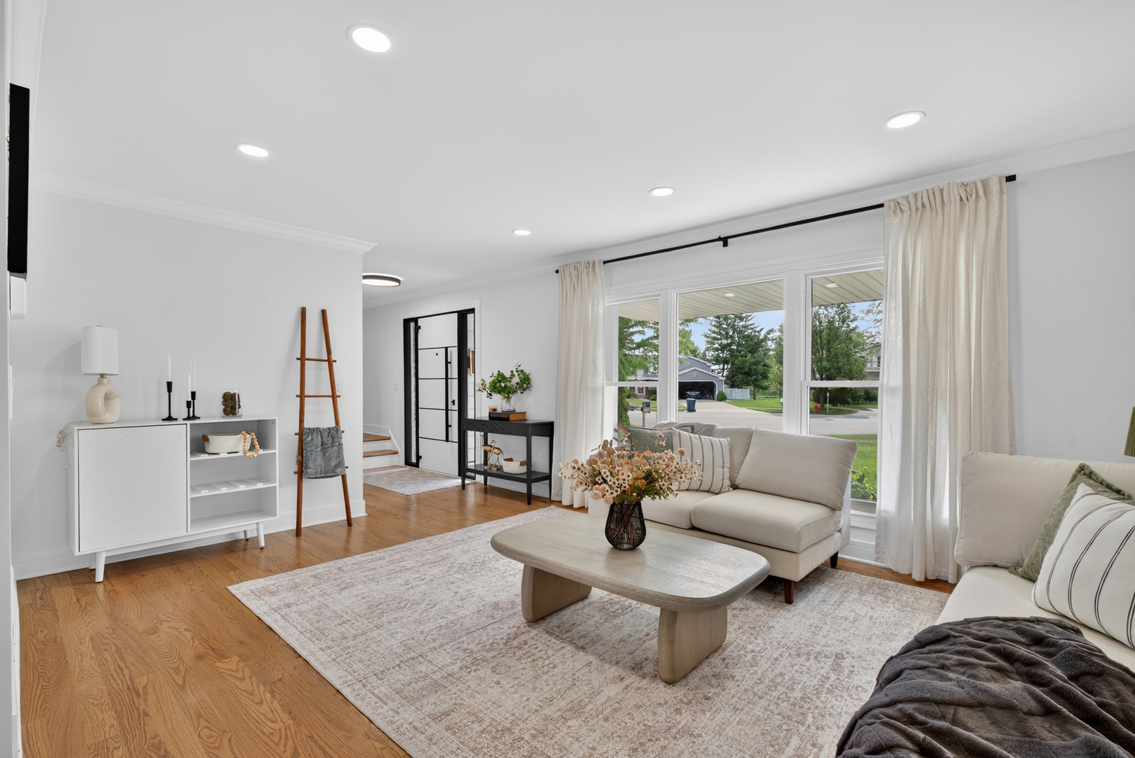 1134 Jamestown Court Schaumburg IL 60193