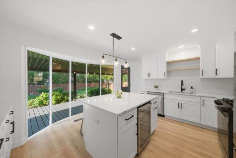 12 West Pickwick Road Arlington Heights IL 60005