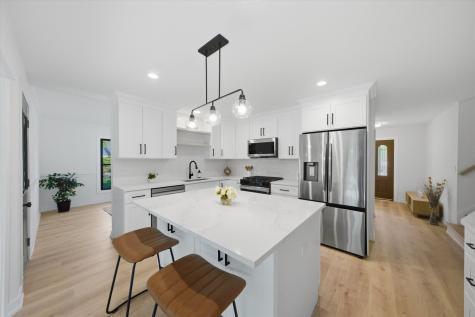 12 West Pickwick Road Arlington Heights IL 60005