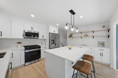 12 West Pickwick Road Arlington Heights IL 60005