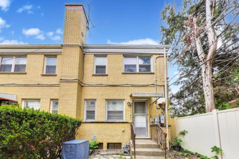 7911 North Avenue River Forest IL 60305
