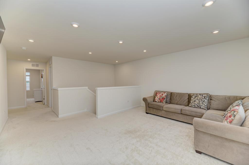 23458 West Lansdowne Road Plainfield IL 60585