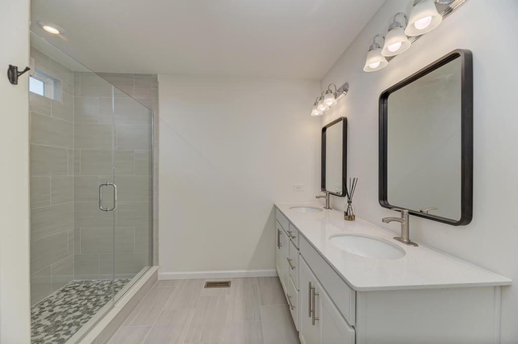 23458 West Lansdowne Road Plainfield IL 60585