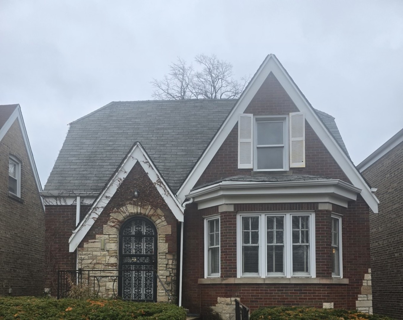 8411 South Indiana Avenue Chicago IL 60619