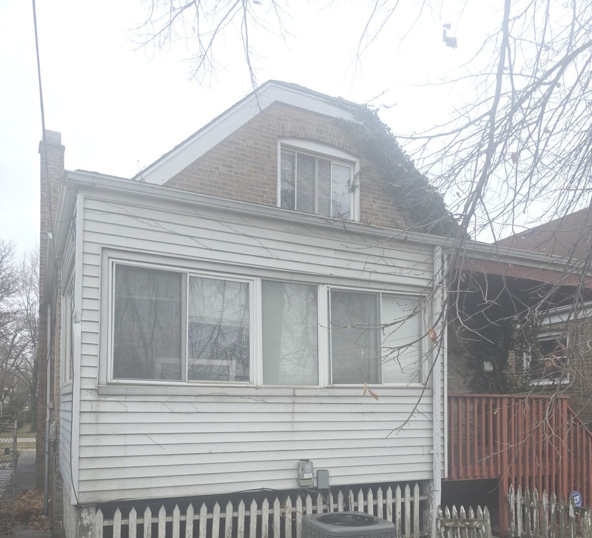 8411 South Indiana Avenue Chicago IL 60619