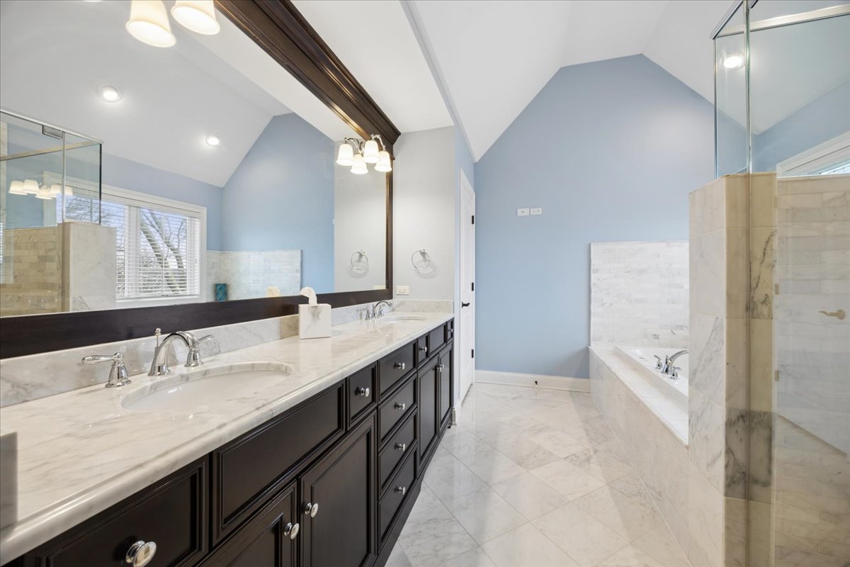4620 Stonewall Avenue Downers Grove IL 60515