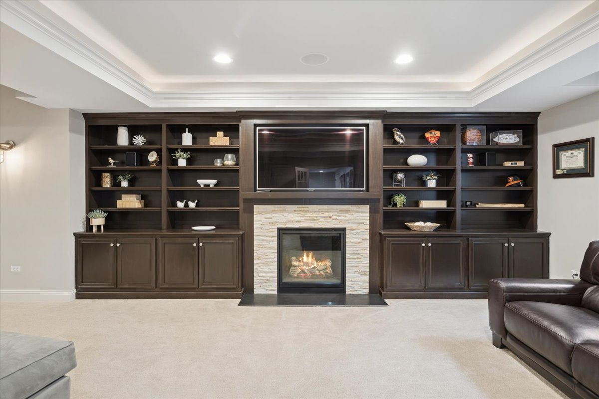 4620 Stonewall Avenue Downers Grove IL 60515