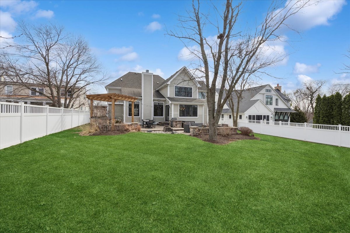 4620 Stonewall Avenue Downers Grove IL 60515