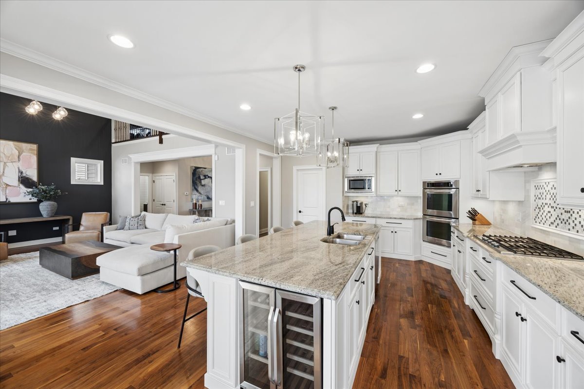 4620 Stonewall Avenue Downers Grove IL 60515