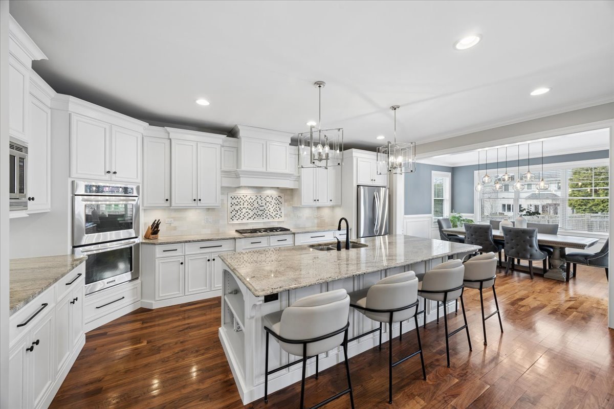 4620 Stonewall Avenue Downers Grove IL 60515