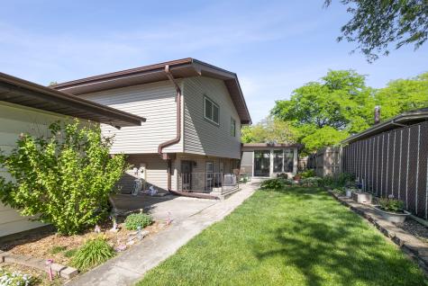 8535 169TH Street Tinley Park IL 60487