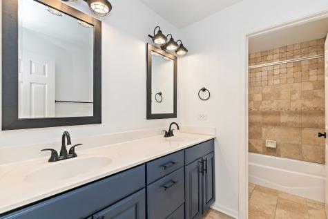 3735 Thunderbird Lane Crystal Lake IL 60012