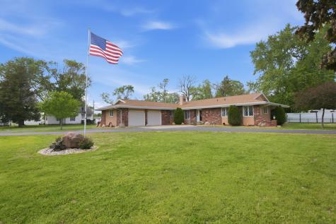 208 Water Street Kansas IL 61933