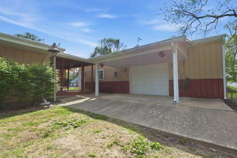 208 Water Street Kansas IL 61933