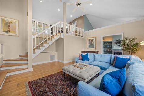 1515 Rosewood Avenue Deerfield IL 60015