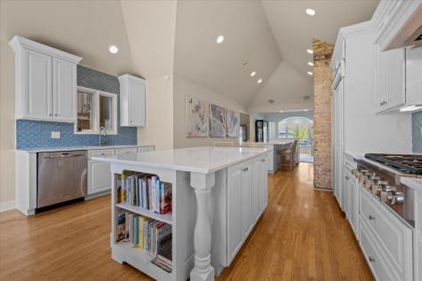 1515 Rosewood Avenue Deerfield IL 60015