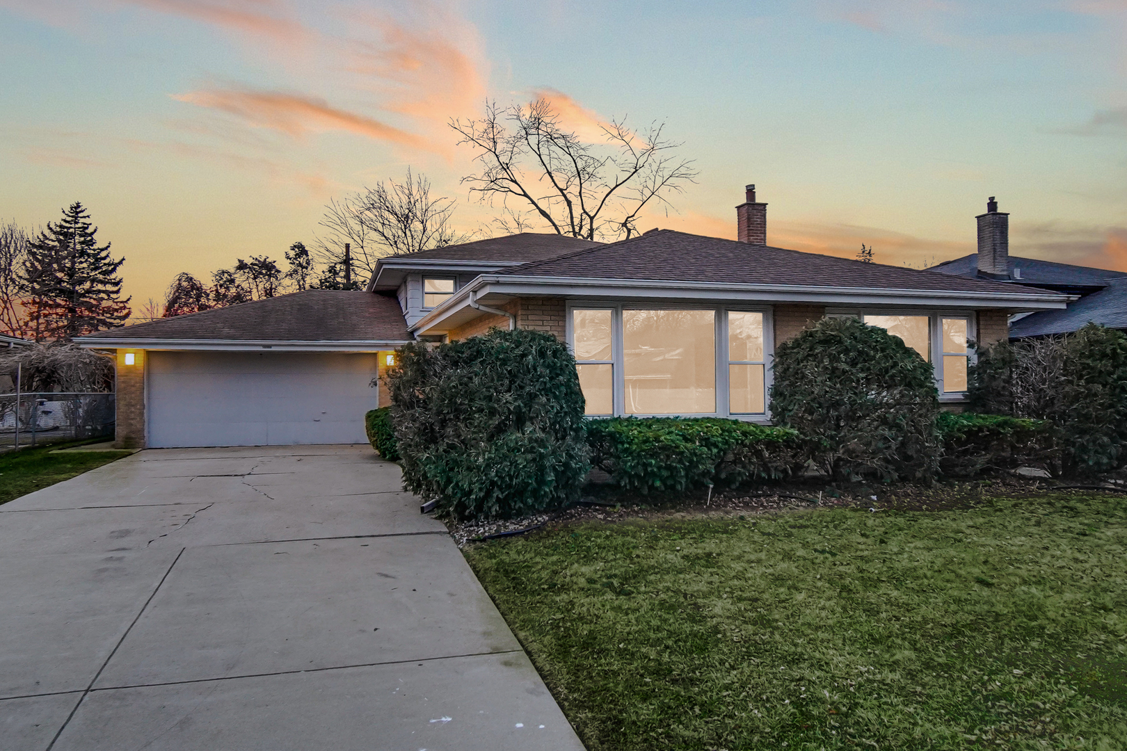 16906 Dobson Court South Holland IL 60473